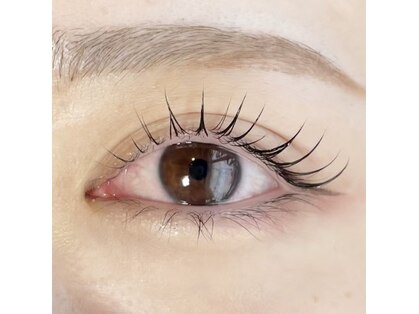 ネイルアンドアイラッシュ ビー 高宮店(Nail&Eyelash Bee)の写真