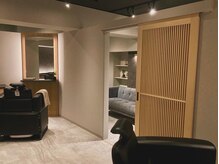 アイヴィーラッシュ 渋谷店(Ivy lash)の雰囲気（上質な雰囲気の店内♪【マツエク/まつげパーマ/アイブロウ】）