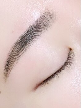 マリー バイ ロピ 新大阪(marie by LOPI)の写真/《史上最高の垢抜けへ》自分に似合うデザインが分からない方にオススメ☆骨格×黄金比で垢抜け眉をご提案！