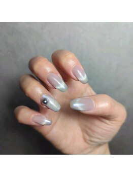 ヒアーネイル(Here nail)/