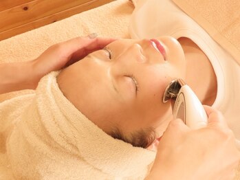 エデン(Eden)/気休めではない本当の小顔体験