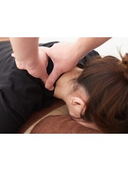 首・肩のつらさを改善したい