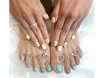 サロンズドゥー(Salon’s Doo)/フラッシュ無