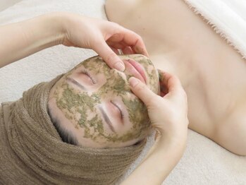 ビューティービーナス(BEAUTY VENUS)の写真/肌質改善/ニキビケア/ざらつきに◎芸能人愛用のクリスティーナ【ハーブピーリング】で肌デトックス×調整☆