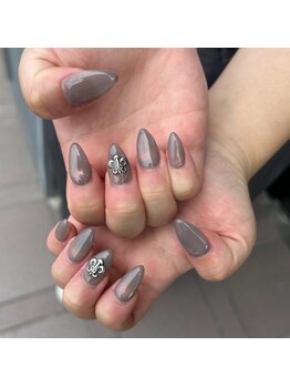 トータルサロン 白べぇーっ プラス/マグネットネイル♪