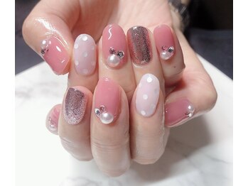 リエル(Riel)/シアー系キラキラネイル新規8280