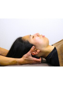 首・肩のつらさを改善したい