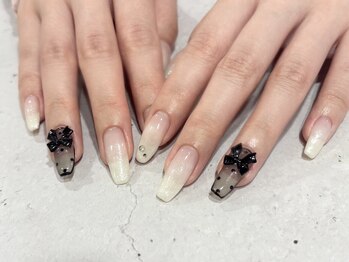 ローランリム(LORAN Lim)/ガーリーネイル