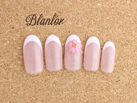清楚な桜ネイル♪