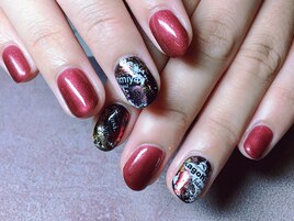 個性でオシャレネイル