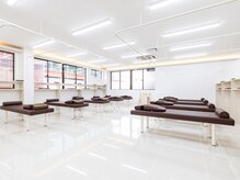 オスカー整体院 春日/広々とした院内♪