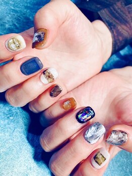 手描きアートが得意なサロン