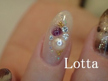 ロッタ(Lotta)/ダイヤモンドネイル♪