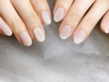 アイリス(IRIS)/ベージュ×マグネット