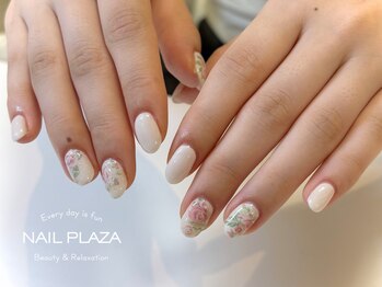 フラワーネイル|施術:田邉