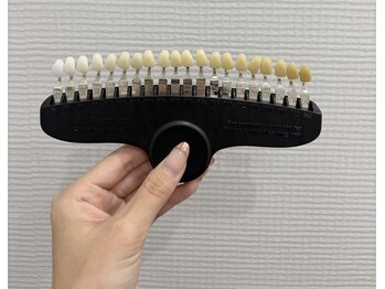 ホワイト 上乃木南店(WHITE)/カラーチャート