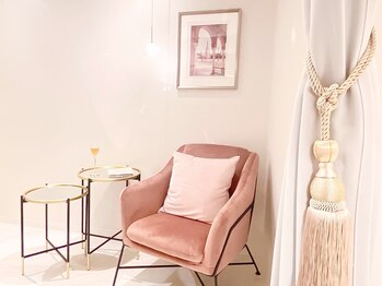 リール 新宿店(RIRE)/非日常の空間でバストアップ♪