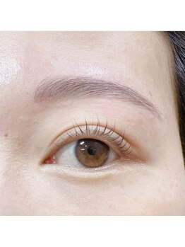 ナチュラルケア サロン ド シルク(Naturalcare Salon De しるく)/まつ毛パーマ＋ハリウッドブロウ