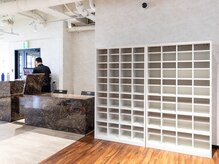 フィットアンドコア 国分寺/大型靴箱