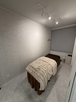 Yucheria~ユシェリア~の写真/コース契約は不要!気が向いた時にサクッと通える都度払い制。歴12年のプロが理想の肌に導きます♪