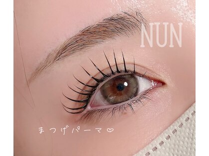 ヌン(NUN.)の写真