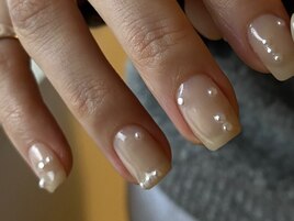 大人シンプルネイル