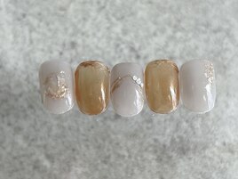 トレンドネイル 8800円