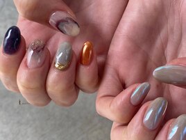 ちぐはぐオーロラネイル