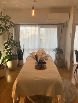 リリーボワ(LillyBois)/大きな窓