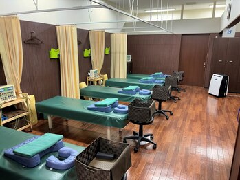 げんき堂整骨院 ウイングタウン岡崎/5台ベッドあり
