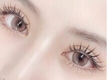 ココネイル(COCONAIL)の写真/【大人気★韓国束感マツエク】低価格×高クオリティ◎アナタのなりたいイメージが叶う！魅力的な目元へ♪