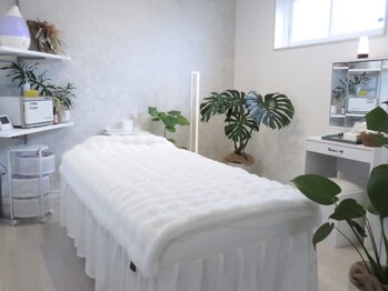 モンステラ/【よもぎ蒸し/ヘッドスパ】