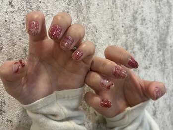 ネイルラウム(nail ravum)の写真/ニュアンスな雰囲気の店内で、人目を気にせずリラックス♪爪の健康を第一に考えた施術でモチに定評アリ◎