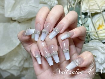 エン(E.N)/チップジェルスカルプ付け放題