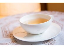 サロンドオー(salon de eau)/ノンカフェインのお茶をご用意