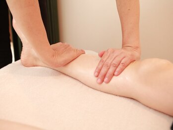 スイートケア/足つぼコースで、冷えむくみ改善