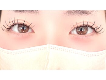 クリア アイラッシーズ アンド ネイルサロン シャイン(CLEAR & SHINE)/フラットラッシュ　１２０本