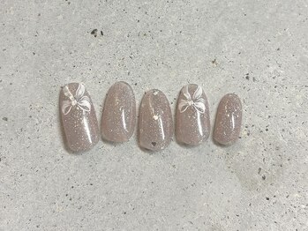 ブルースター 名古屋名駅店/今月のアート【10月】