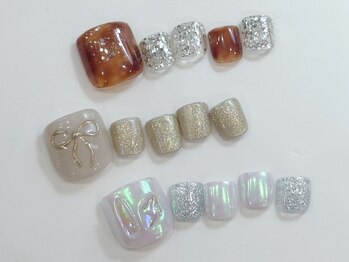 ネイルメゾン 天神店(NAIL MAISON)の写真/【￥7500 フットSコース】韓国系からトレンドデザインまで豊富にご用意♪　足元からかわいくしませんか？☆