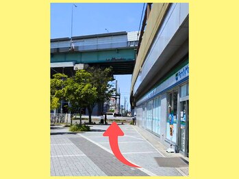 ブルースター 上小田井店(Blue Star)/2.ロータリーを右方向へ