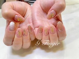 ピンクベージュ×ゴールド
