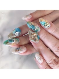 ビジューネイル