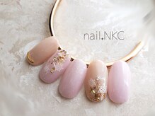 NKC/儚くやわらかい印象の雪ネイル