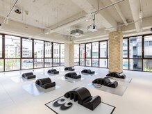 フィットアンドコア 国分寺/開放的なスタジオ