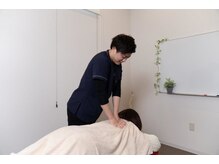 マハロ整体 芸濃(MAHALO)/猫背改善コース！