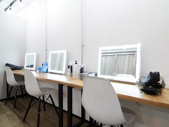 プレイス 太融寺店(PLACE)/メイクブース