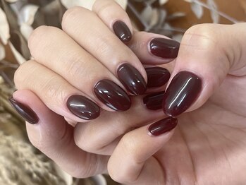 クラム(C.lam)の写真/オフィスに人気なワンカラーは3890円!マグネットやフラッシュで指先を彩る贅沢な時間を♪