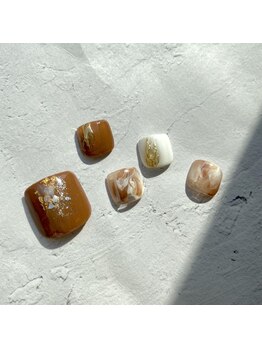 エニュ(anew)/FOOT 定額B