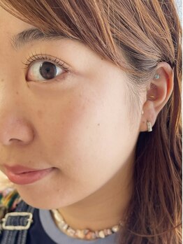 スーコ アイビューティー(suco)の写真/【耳ツボジュエリーとまつ毛パーマのセットメニュー¥10280】話題の耳ツボジュエリー☆パーマと同時施術可能