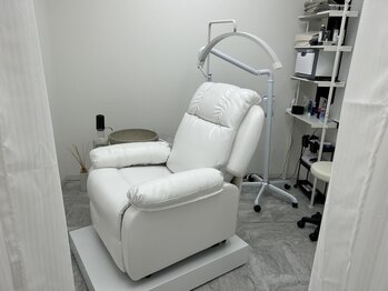 エクシアホワイトニング 日本橋店/個室完備